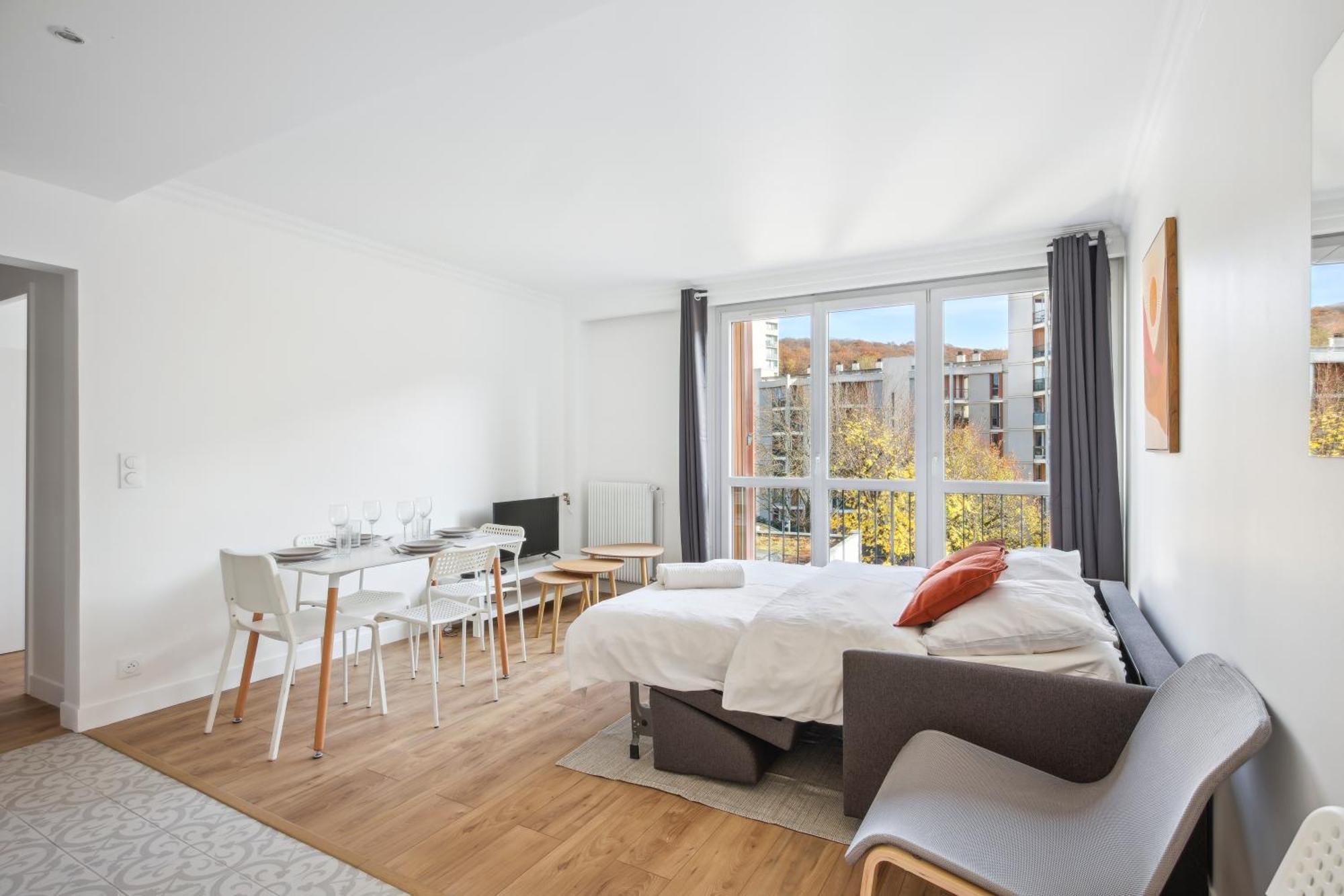 Chic Apart With Parking Apartment Chaville Exterior photo